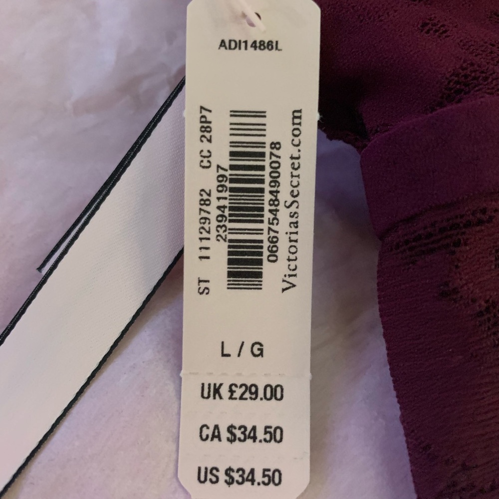 NWT Victoria Secret bra - Picture 5 of 5